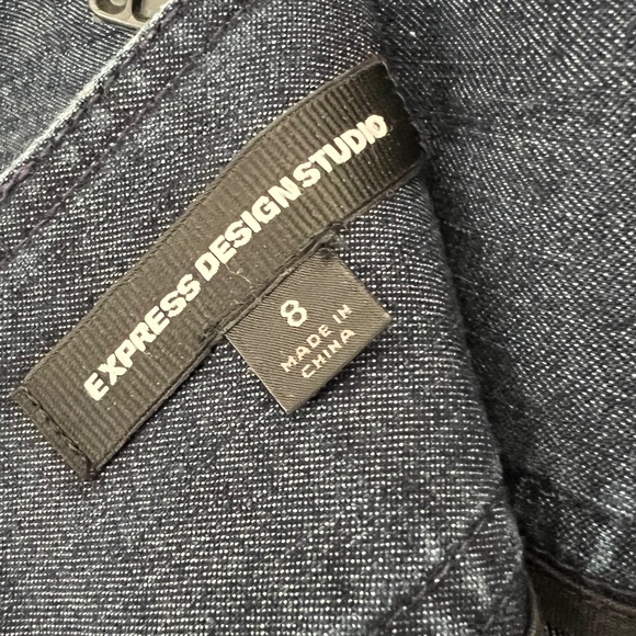 Express Dark Denim Tailored Midi Skirt Sz 8 - Picture 5 of 6